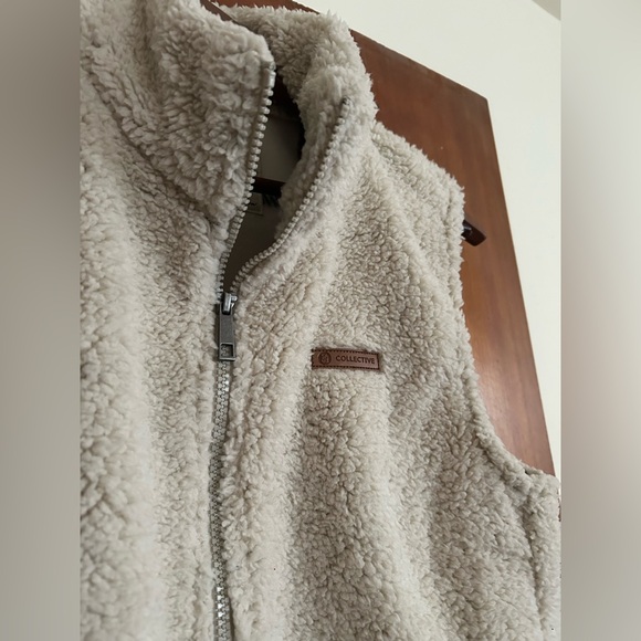 Sage Collective Sherpa Fleece Lined Vest, Cream, Like New, Size Small - Picture 4 of 6